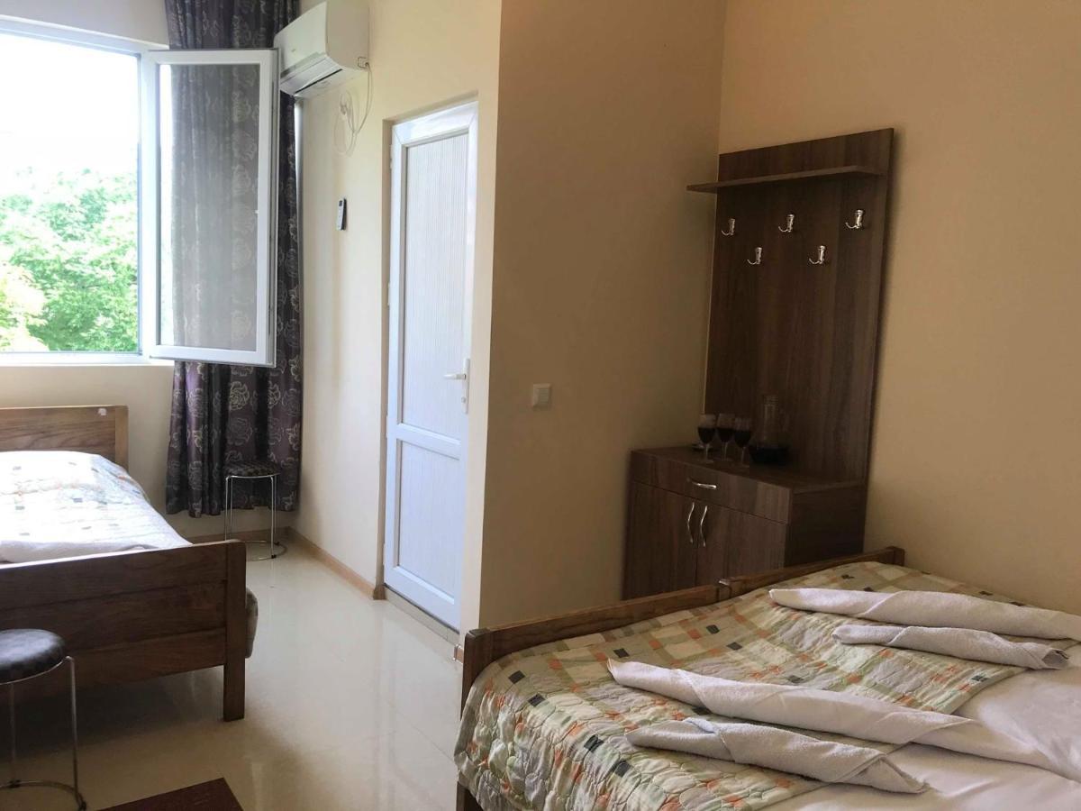 קובולטי Twins Guest House By Black Sea מראה חיצוני תמונה