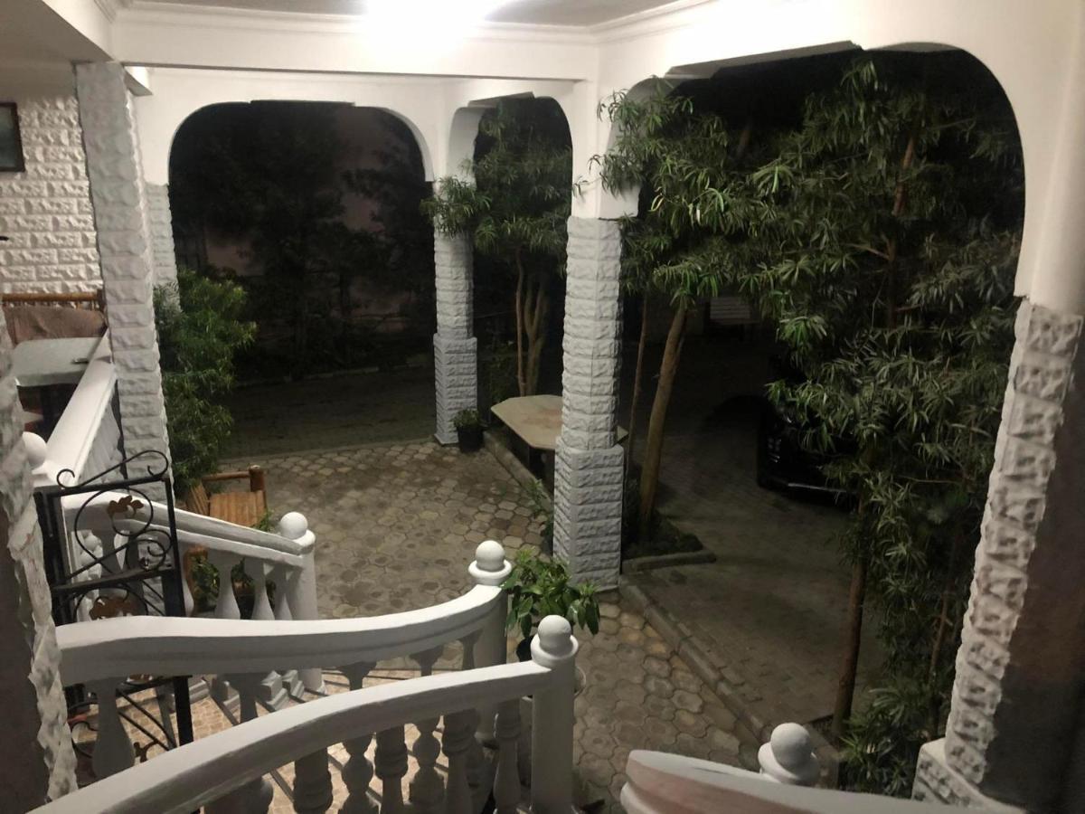 קובולטי Twins Guest House By Black Sea מראה חיצוני תמונה
