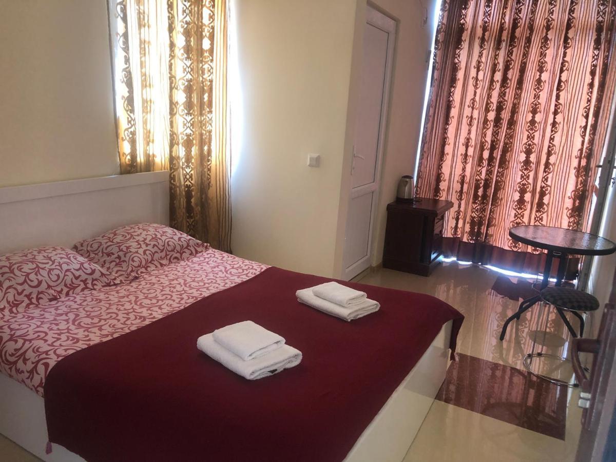 קובולטי Twins Guest House By Black Sea מראה חיצוני תמונה